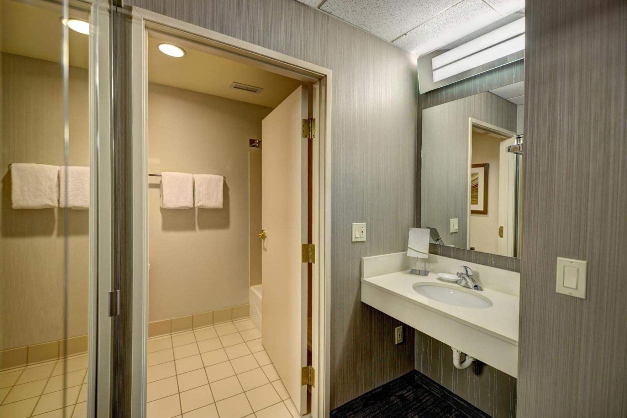 Courtyard Wausau Exterior foto